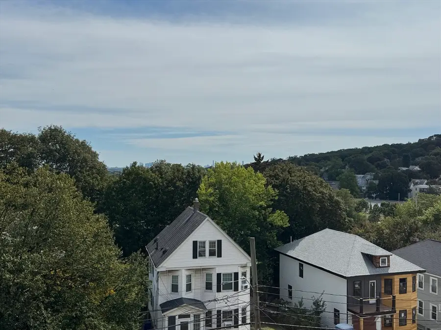 14 Park Ave Ext, Arlington, MA 02474 - Image #2