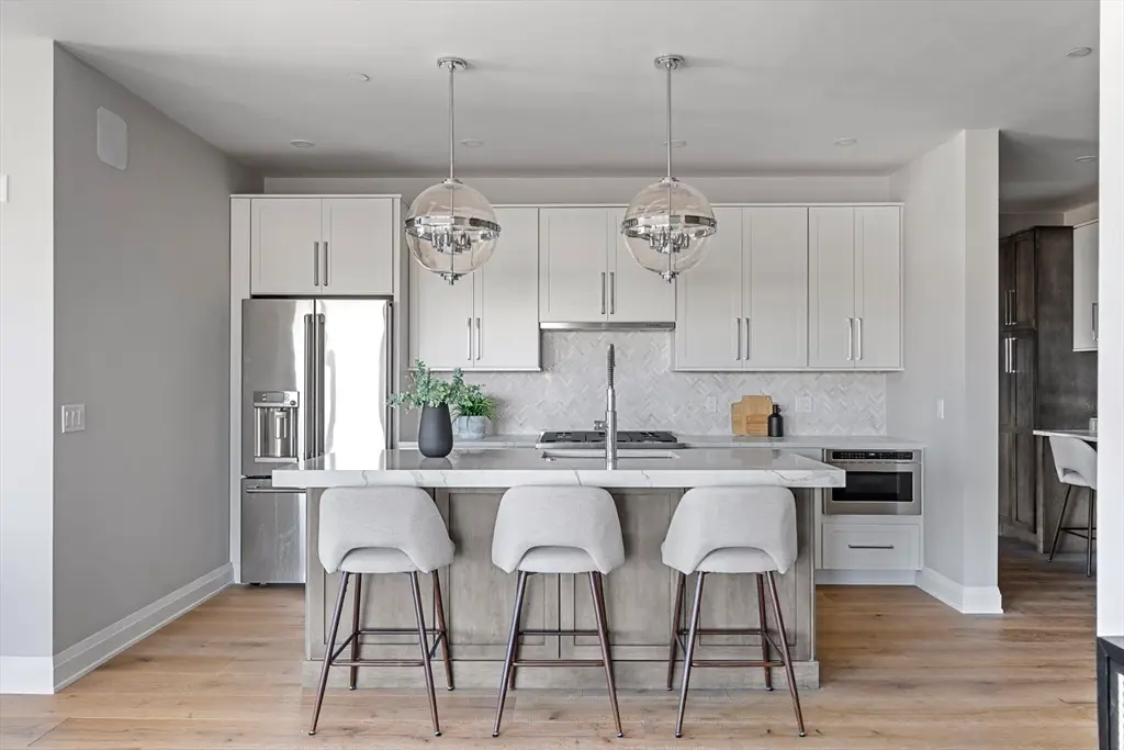 44 Ellery St #PH601, Boston, MA 02127 - Image #1