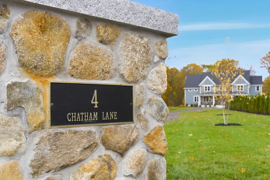 4R Chatham Ln, Danvers, MA 01923 - Image #2