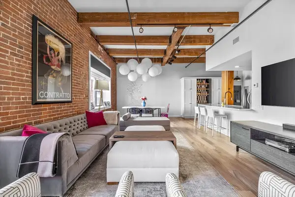 15 Sleeper St. #206, Boston, MA 02210