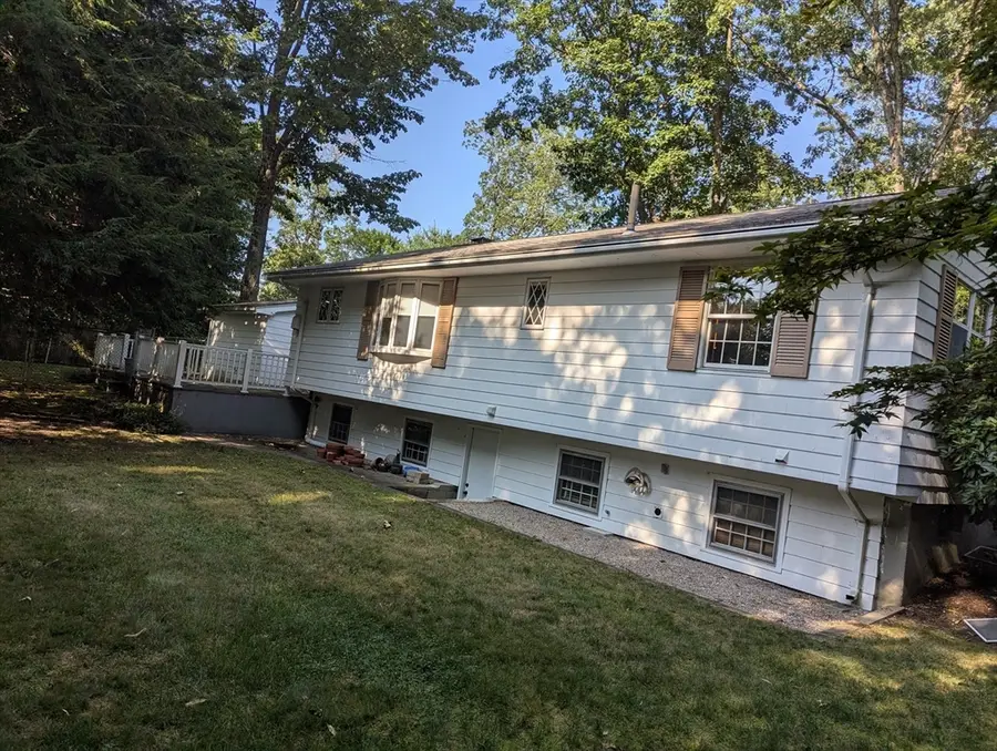 82 Brook St, Mansfield, MA 02048 - Image #2