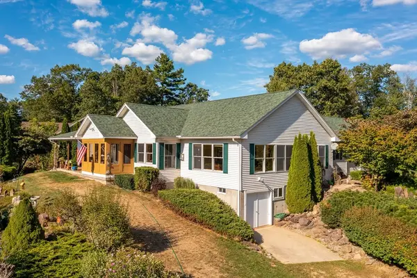 21 Old County Road, Southampton, MA 01073