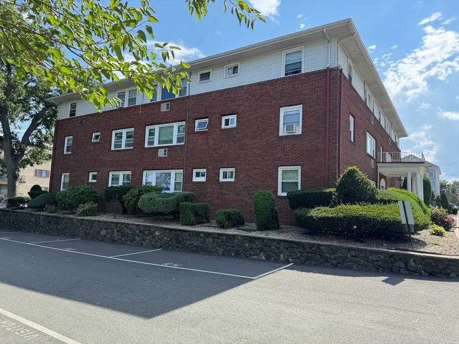 100 Magnolia Ave #4, Lynn, MA 01904 - Image #3