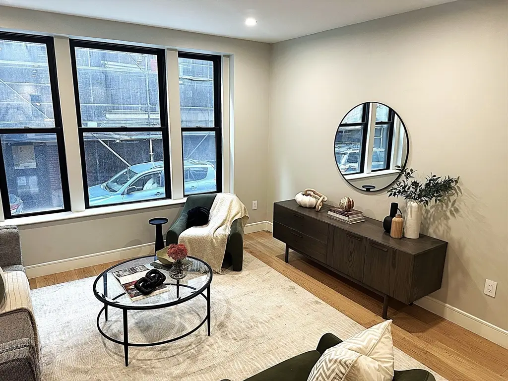 14 North Bennet Street #1, Boston, MA 02113 - Image #1