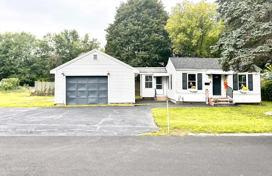 106 Leroy Avenue, Lawrence, MA 01841 - Image #2