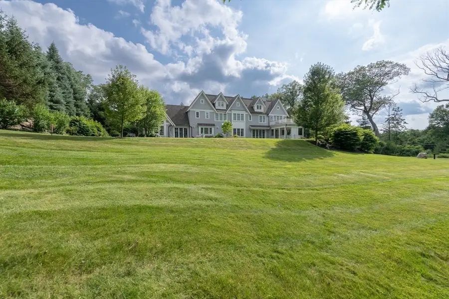 8 Hidden Road, Weston, MA 02493 - Image #2