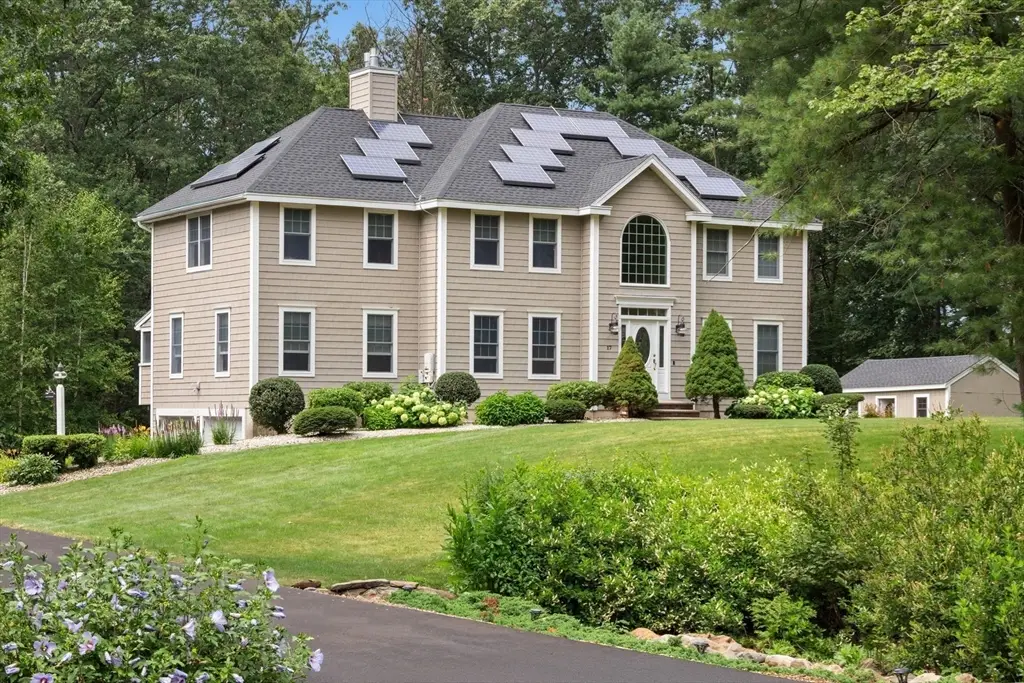 17 Sawmill Ridge, Haverhill, MA 01832 - Image #1