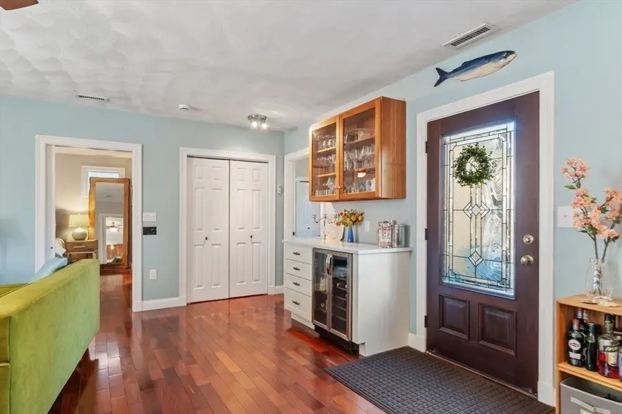 158 Lowell #4, Peabody, MA 01960 - Image #2