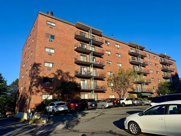 1321 Worcester Rd #603, Framingham, MA 01701