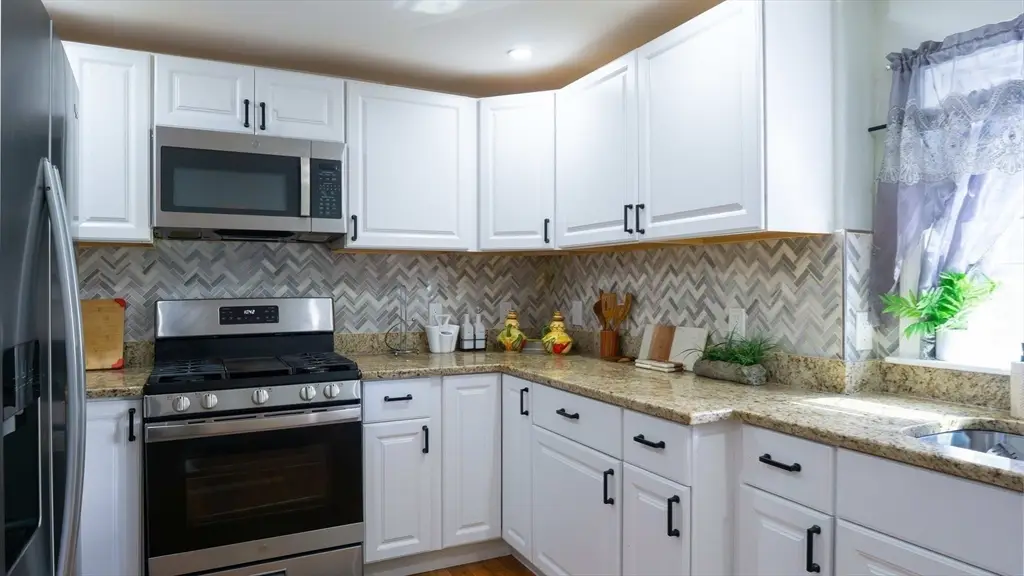 36 Jackson Ave, Fitchburg, MA 01420 - #1