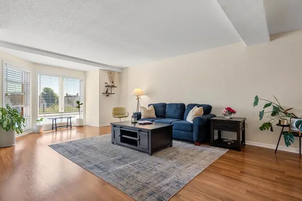 314 Riverside Ave #305, Medford, MA 02155