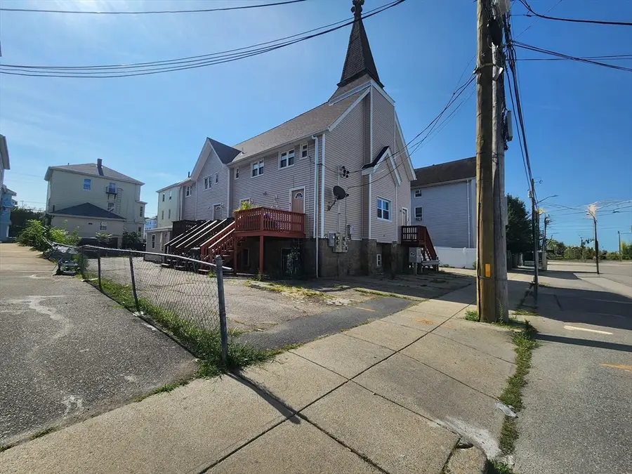 88 Harrison St #5, Fall River, MA 02723 - Image #2