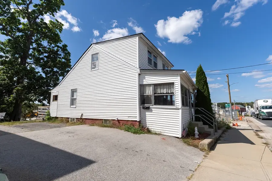 8 Thompson, Webster, MA 01570 - Image #3