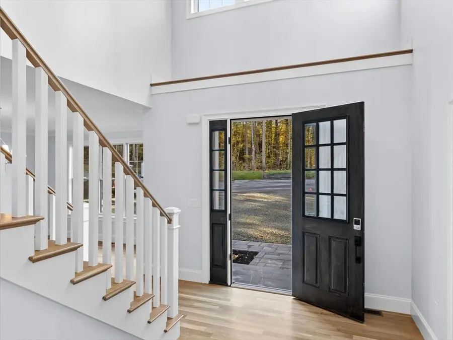 37 Lincoln Street, Hopkinton, MA 01748 - #3