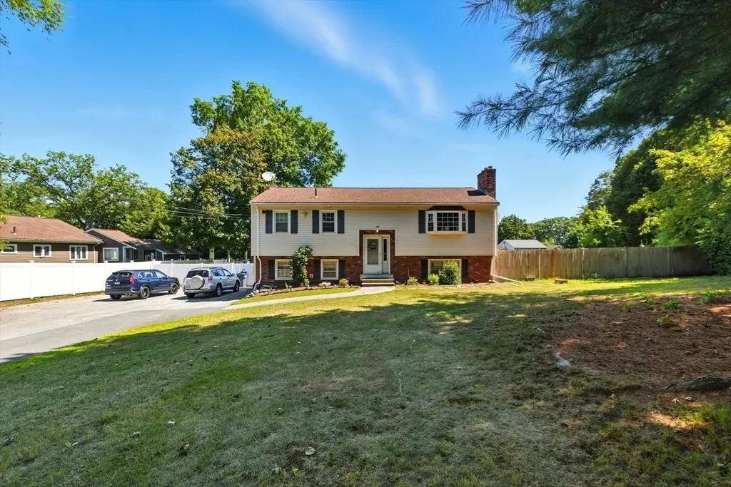 169 Berkeley St, Methuen, MA 01844 - Image #1