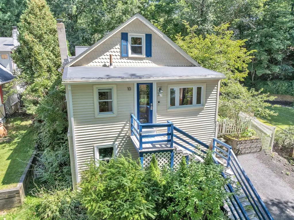 10 W Birch Rd, Norfolk, MA 02056 - #1