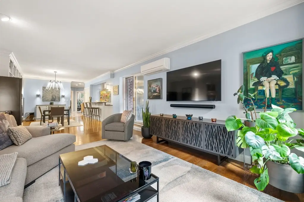 476 Shawmut Ave #3, Boston, MA 02118 - Image #1