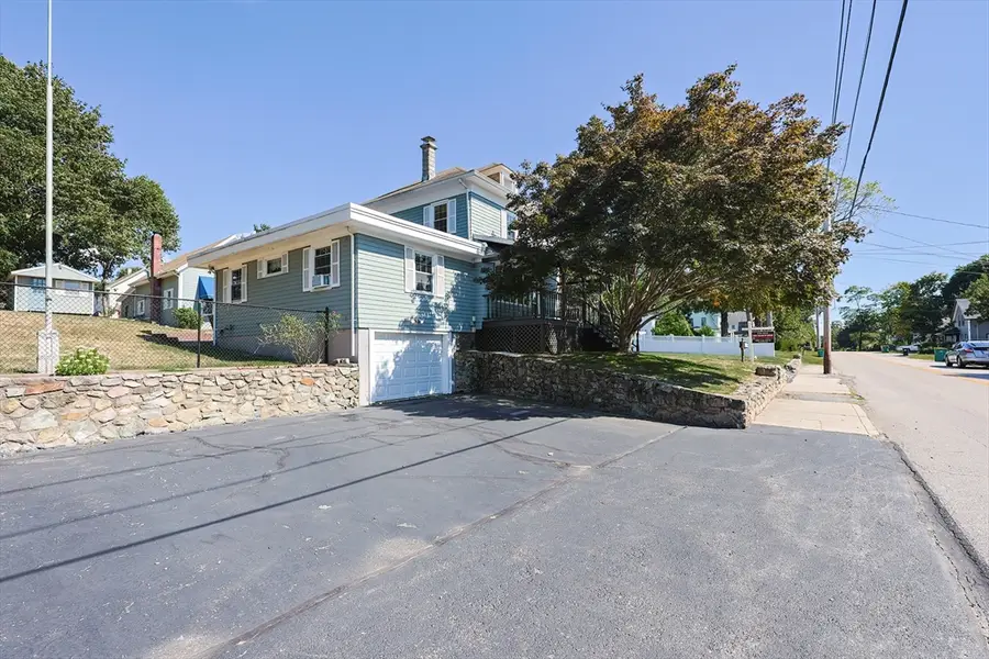 64 Smith St, North Attleboro, RI 02860 - Image #3