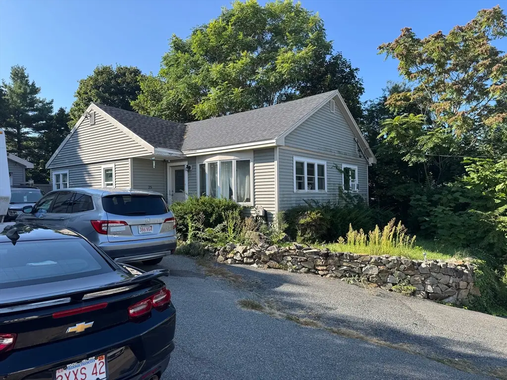 25 Richmond St, Weymouth, MA 02188 - #1