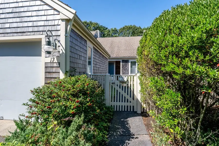 17 Kates Path #A, Yarmouth Port, MA 02675 - Image #2