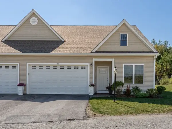 843 Ledgewood Way #843, Clinton, MA 01510