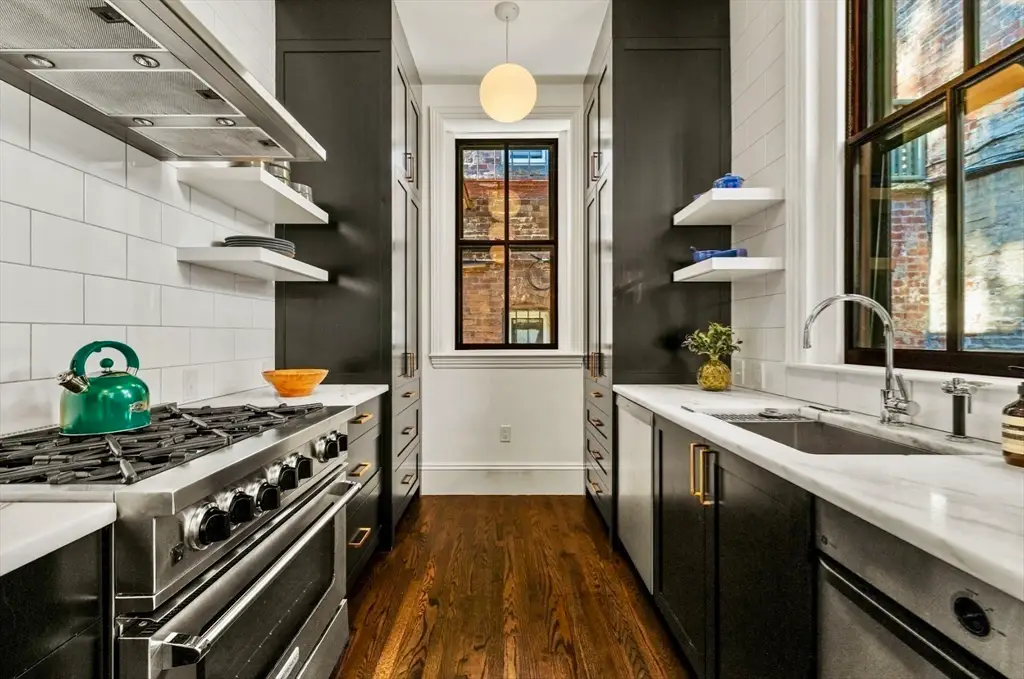 22 Joy Street, Boston, MA 02114 - Image #1