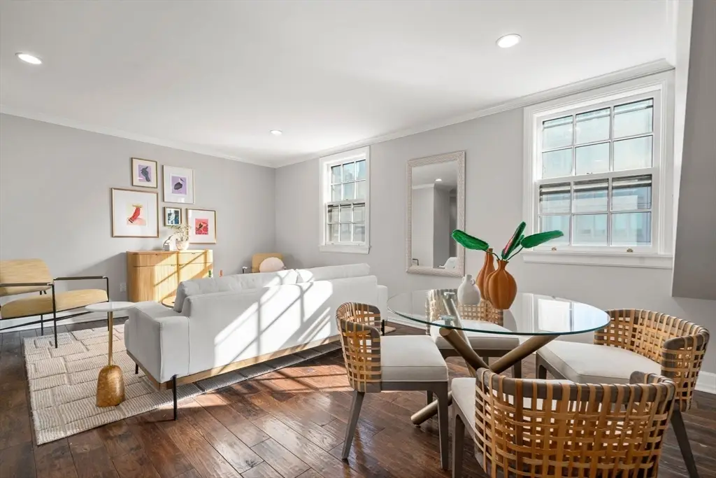 27 Bowdoin St #5, Boston, MA 02114 - Image #1