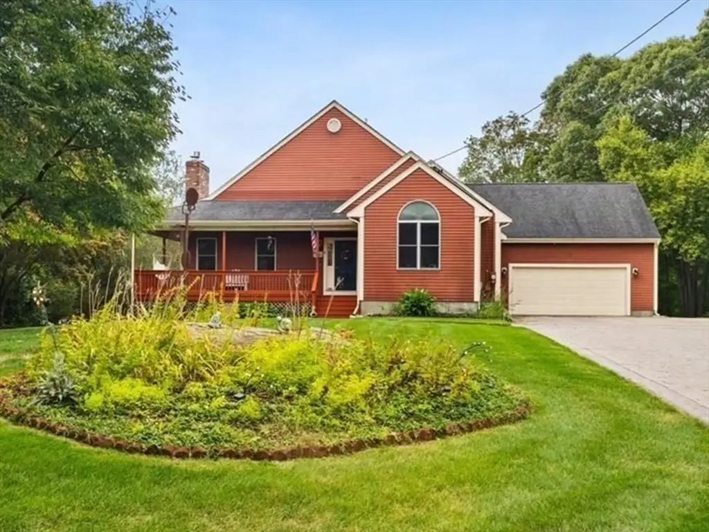 1 Faria Farm Road, Berkley, MA 02779 - Image #1