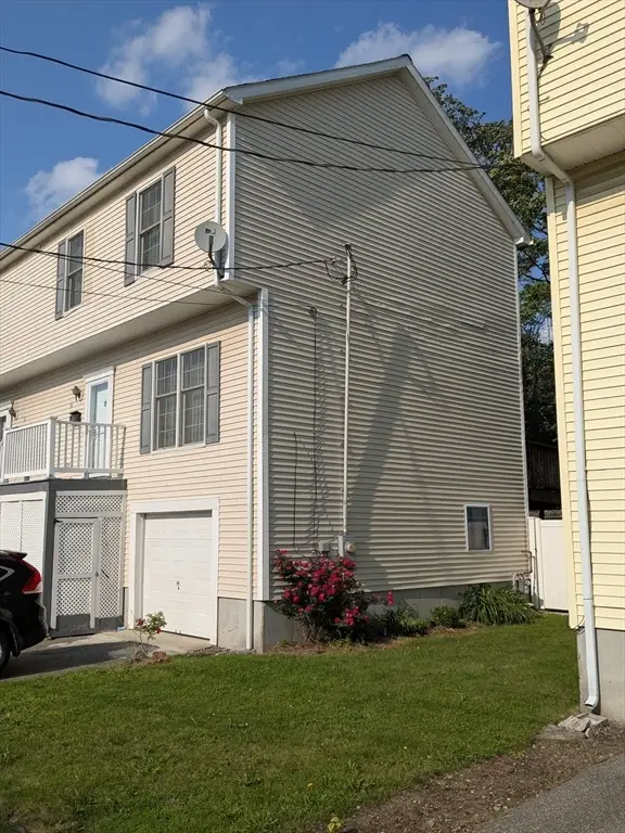 14 Robey Street #14, Boston, MA 02119