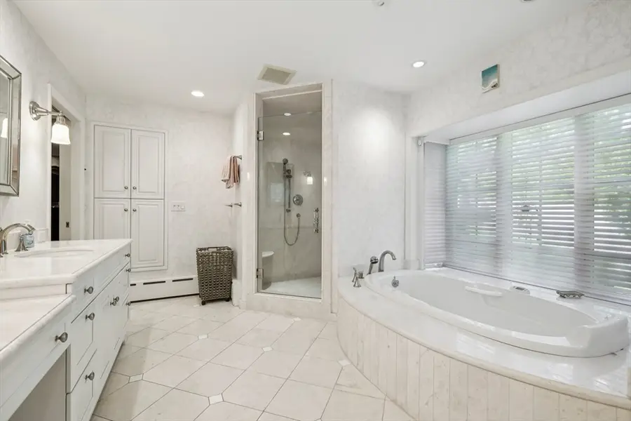 93 Newton North, Worcester, MA 01609 - Image #2