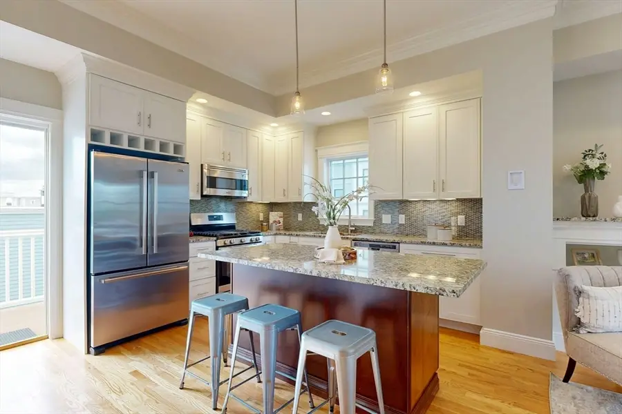 209 W 2nd St, Boston, MA 02127 - #3