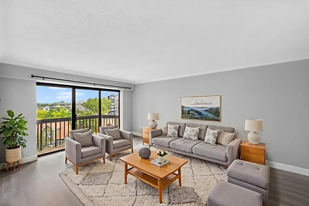 15 N Beacon St #401, Boston, MA 02134 - Image #1