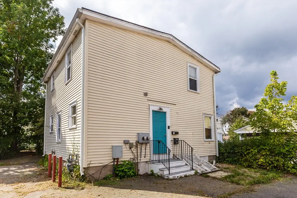 10-R Hodges Ave, Taunton, MA 02780 - #1