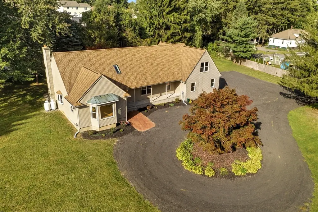 70 Lathrop St, South Hadley, MA 01075 - Image #1