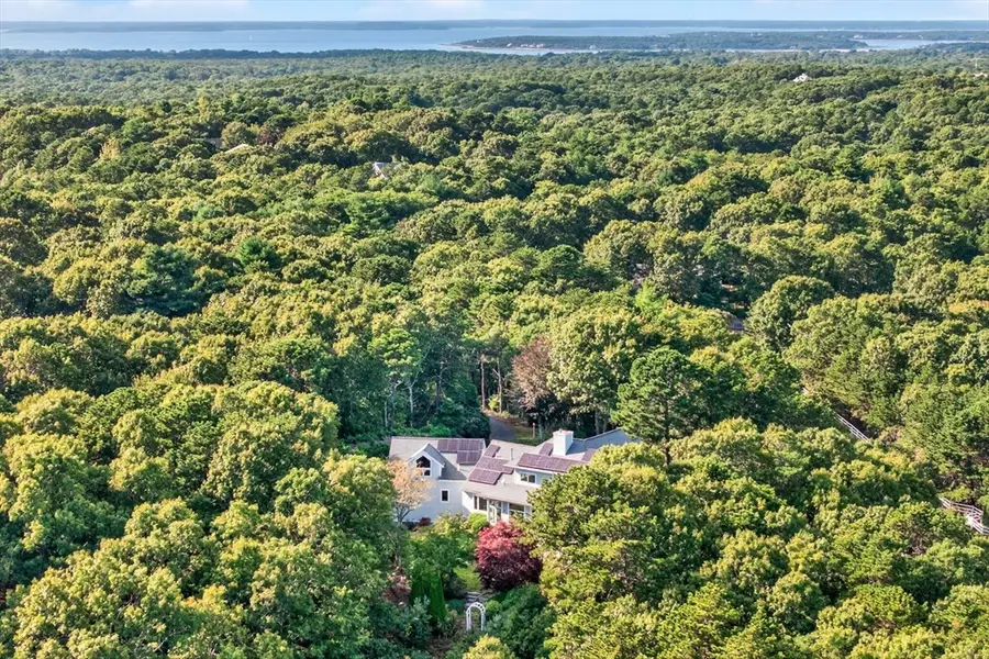 308 Falmouth Woods Rd, Falmouth Town, MA 02536 - Image #2