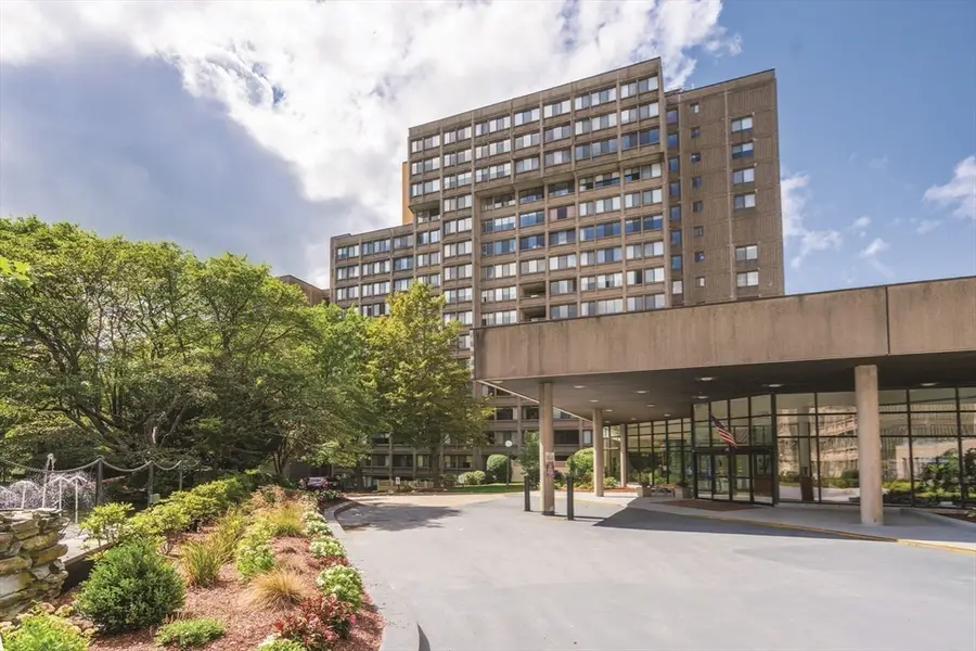 250 Hammond Pond Parkway #615N, Newton, MA 02467 - Image #2