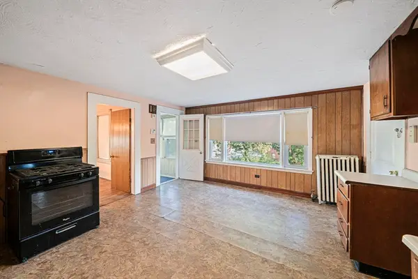 57 Buckley St, Quincy, MA 02169