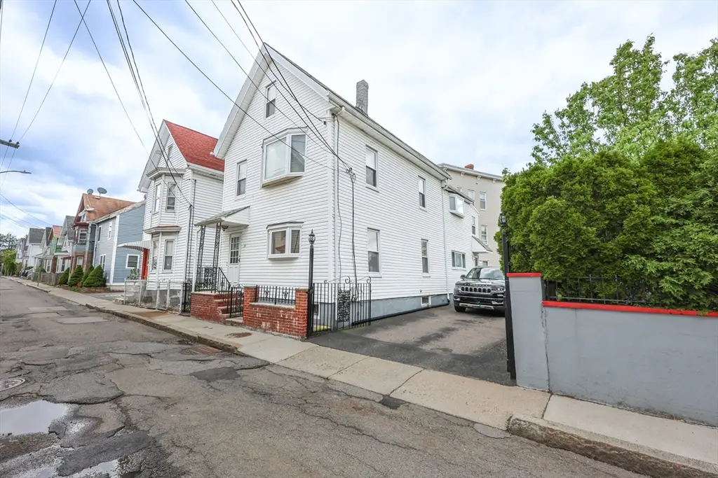 34 Franklin Ave, Somerville, MA 02145 - #1