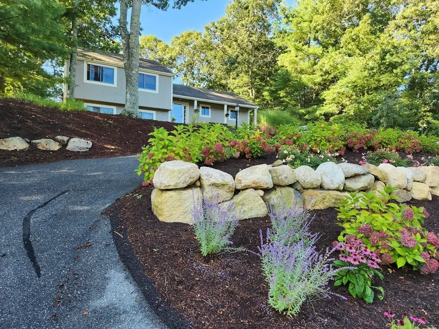 10 Howard Ave, Monument Beach, MA 02553 - #3