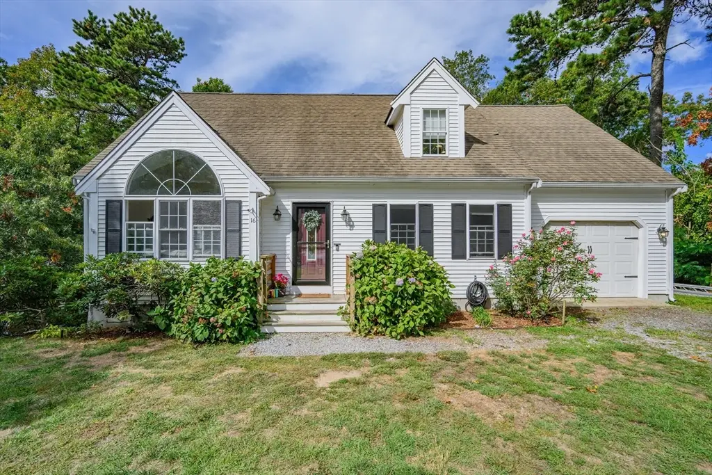 16 Balfour Ln, Mashpee, MA 02649 - Image #1