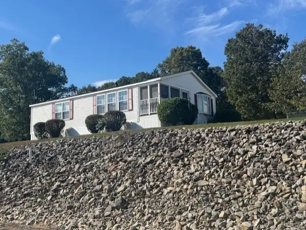 8 Ian's Path, Hampstead, NH 03841