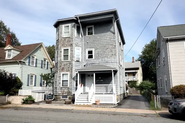 4 Northend St, Peabody, MA 01960