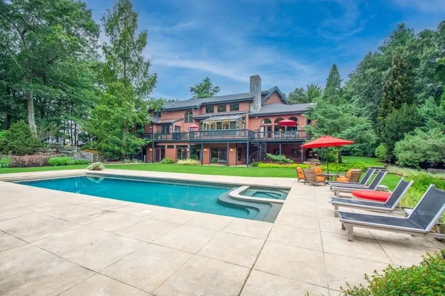 6 Mountain View Dr, Framingham, MA 01701 - Image #2