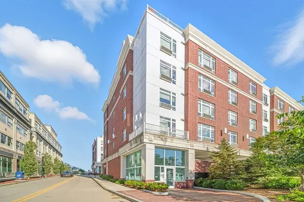 18 Cliveden St #201W, Quincy, MA 02169