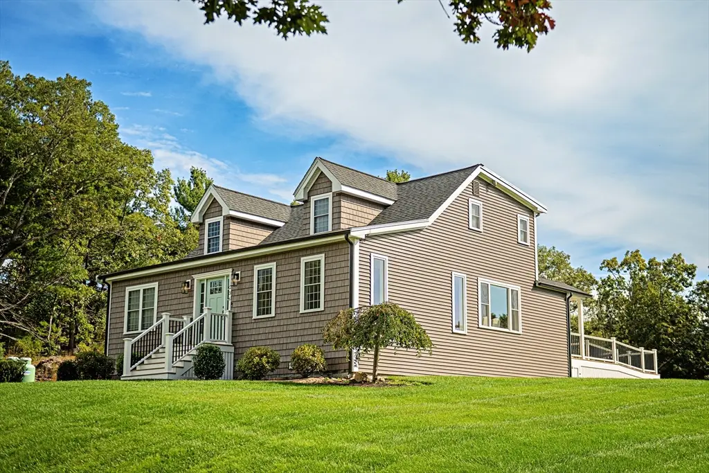 236 Williams St, Wrentham, MA 02093 - #1