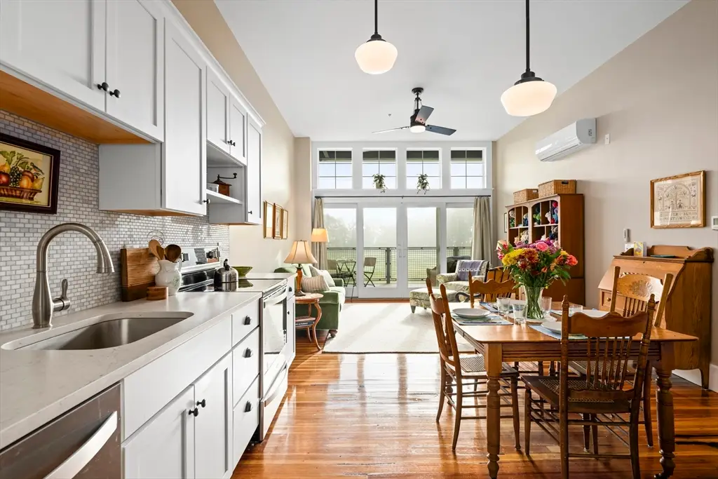 58 Main St #3, Hatfield, MA 01038 - Image #1