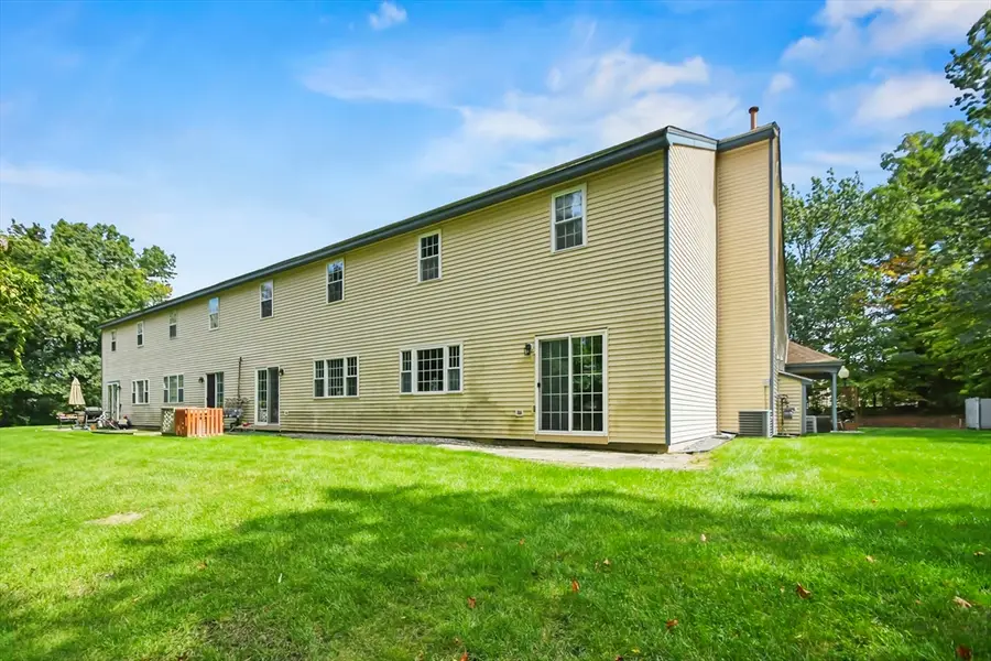 33 Kennedy Dr #33, North Chelmsford, MA 01863 - Image #3