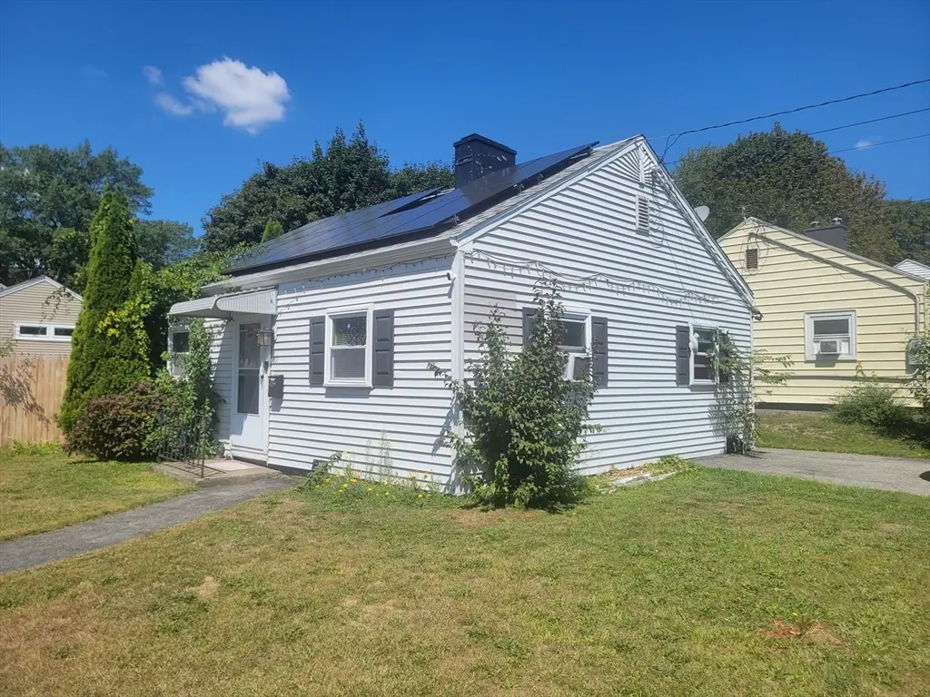 87 Oakside Ave, Methuen, MA 01844 - Image #1