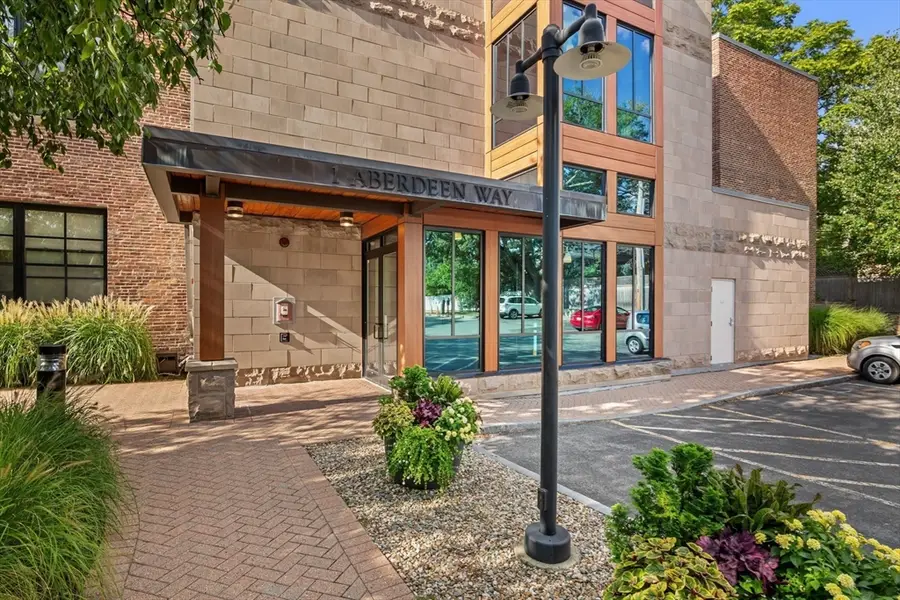 1 Aberdeen Way #113, Cambridge, MA 02138 - Image #2