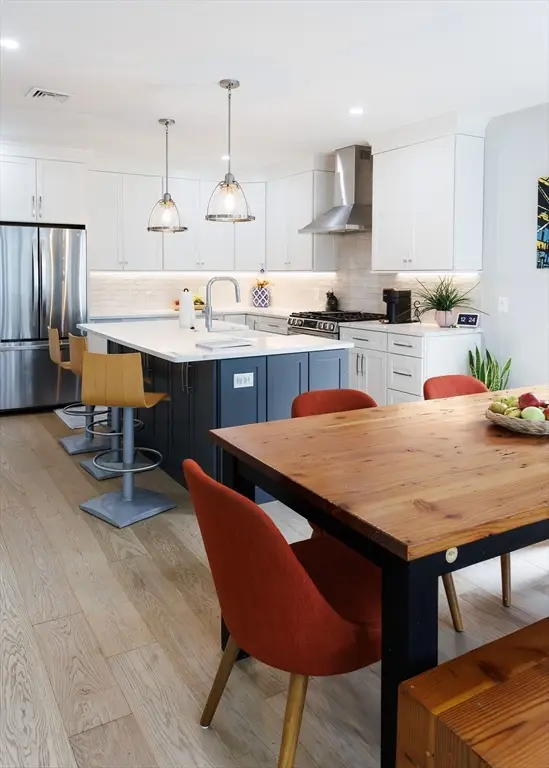 324 Adams #2, Newton, MA 02458 - #1